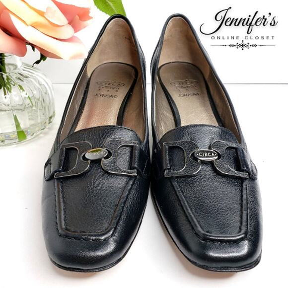 Joan & David Circe Black Leather Pumps Size 6.5M - Picture 4 of 10